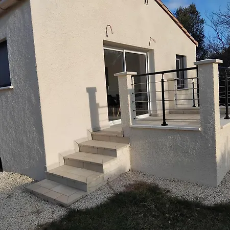 Maison Neuve 50m2 Toute Equipee Avec Grand Jardin Et Grande Piscine