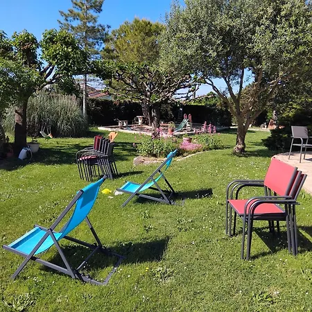 Maison Neuve 50m2 Toute Equipee Avec Grand Jardin Et Grande Piscine Saint-Christol-lès-Alès